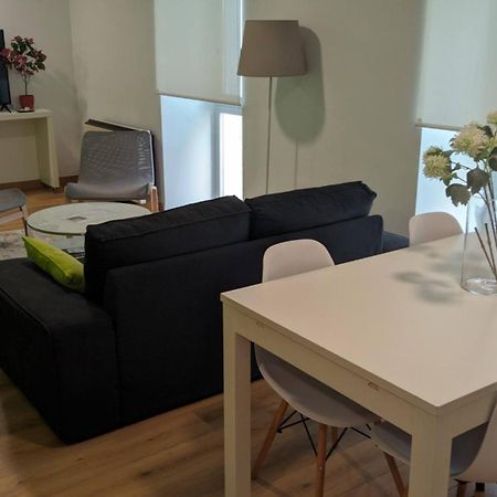 Piso En El Centro Para 4 Personas - Plaza Amboage - Wifi Ferrol Luaran gambar